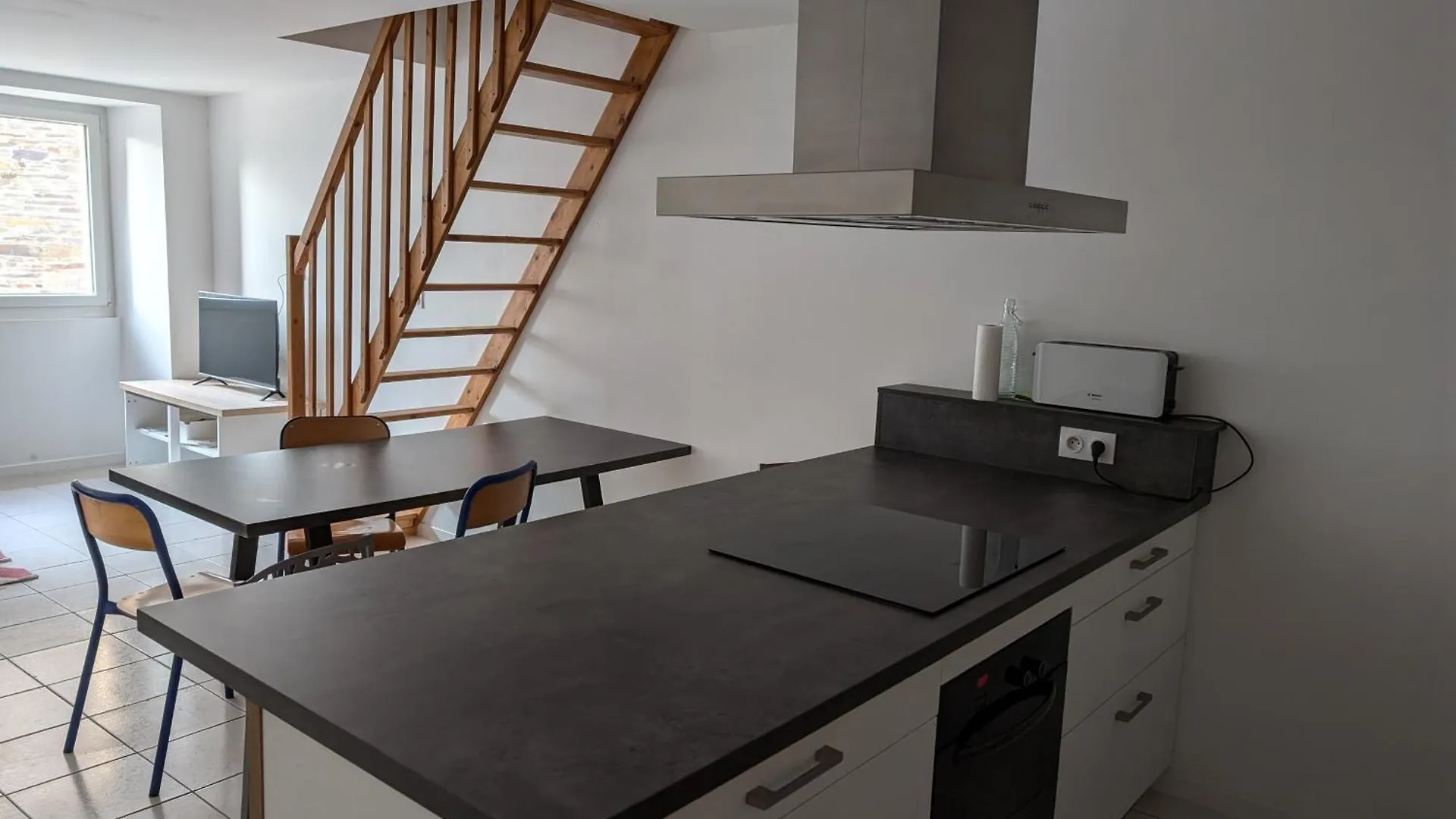 Suites Privatives Guer 0*,  Frankrike